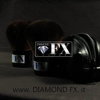 DFX PENNELLO KABUKI DIAMOND FX